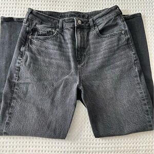 AE Mom Jeans